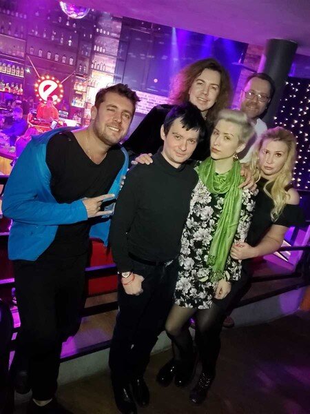 Венцеслав и Даша с друзьями