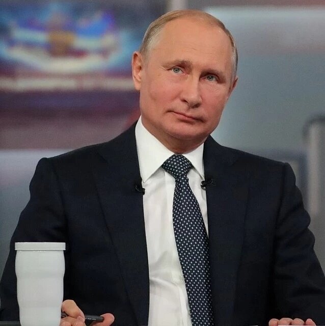 Путин на переговорах , с Италией 