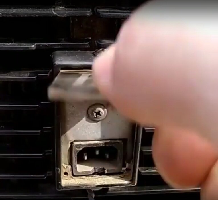 питание в бампере