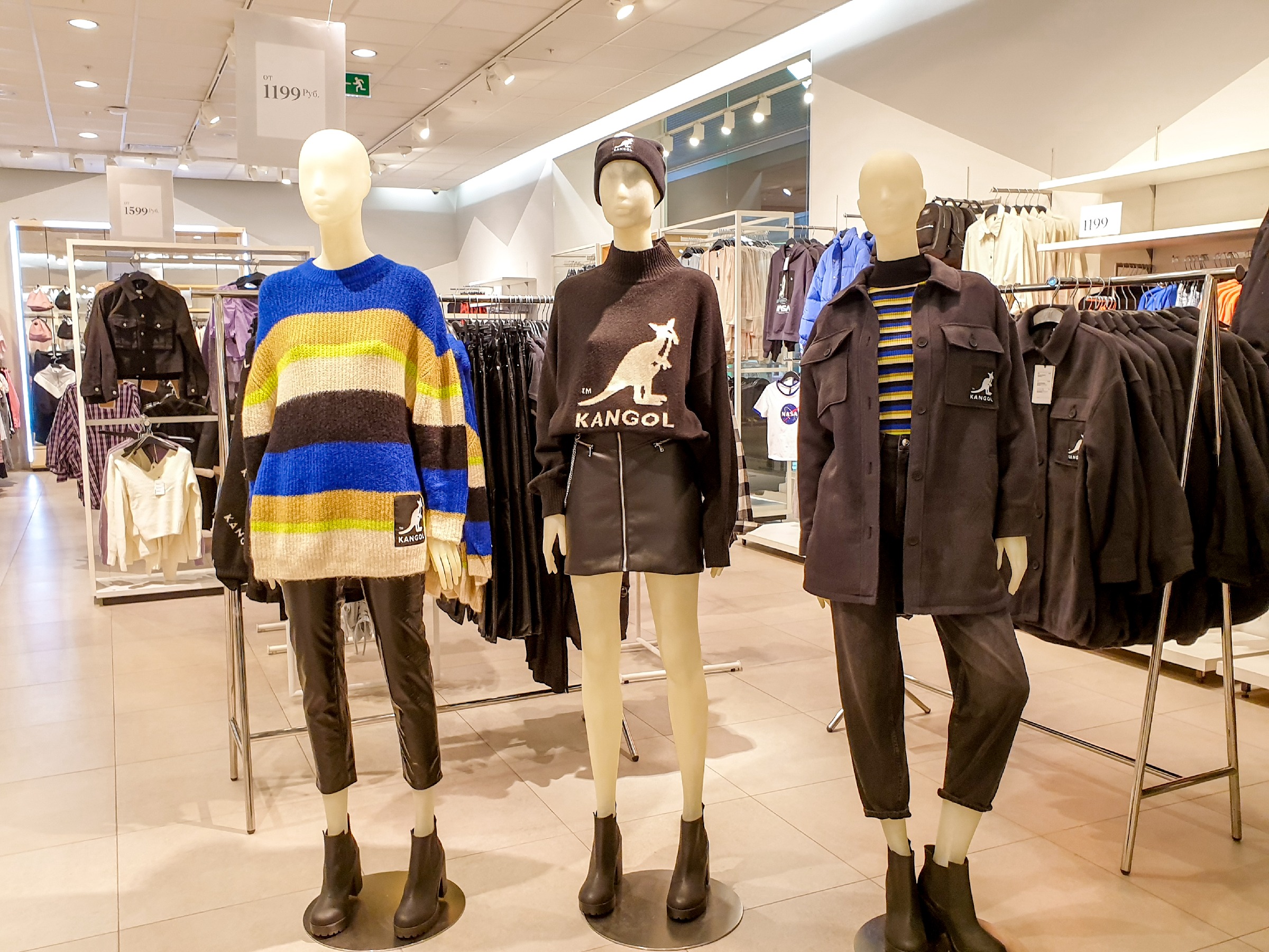 Коллаборация H&M и легендарного Kangol: в интернете почти всё раскупили, в магазине еще есть7