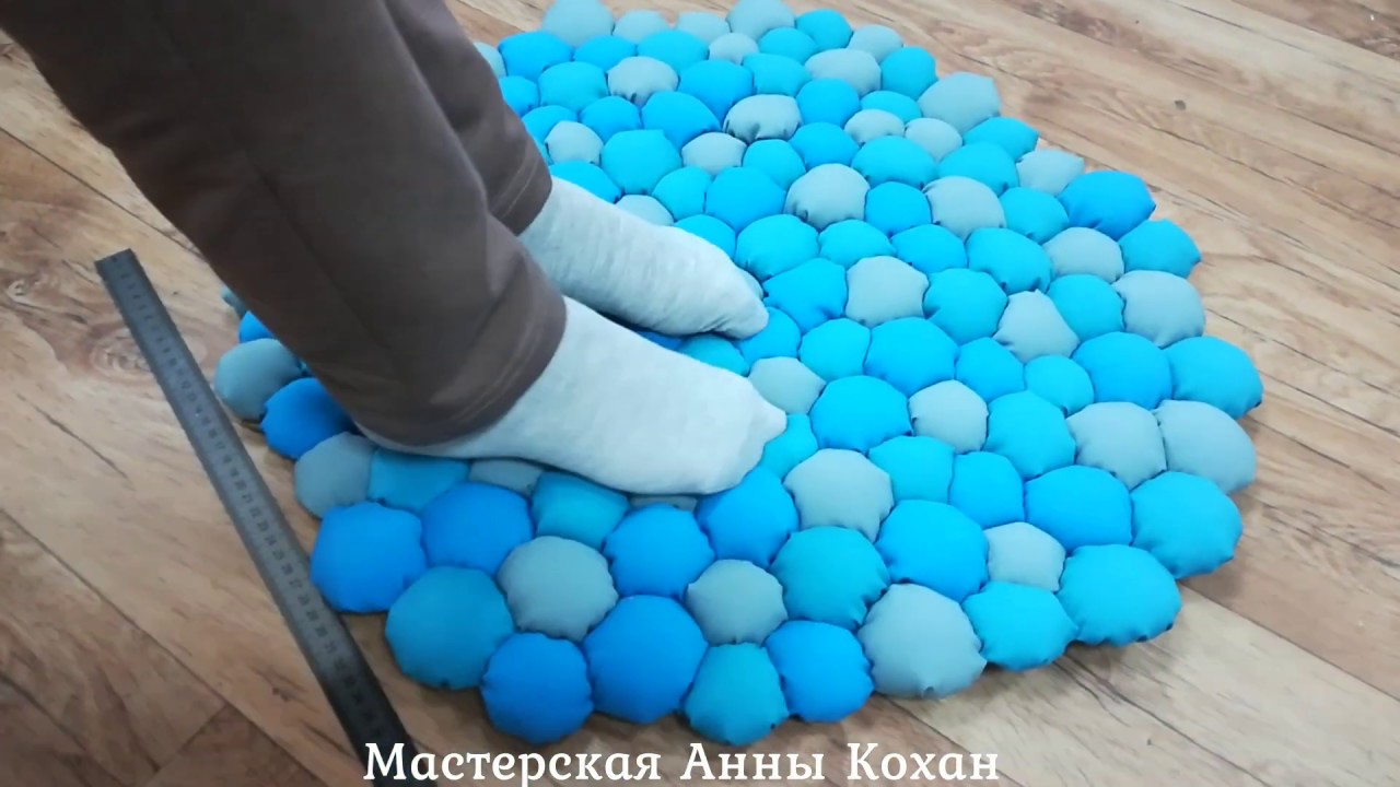 Коврик из помпонов DIY МК / Поделки своими руками / Оригинальный подарок