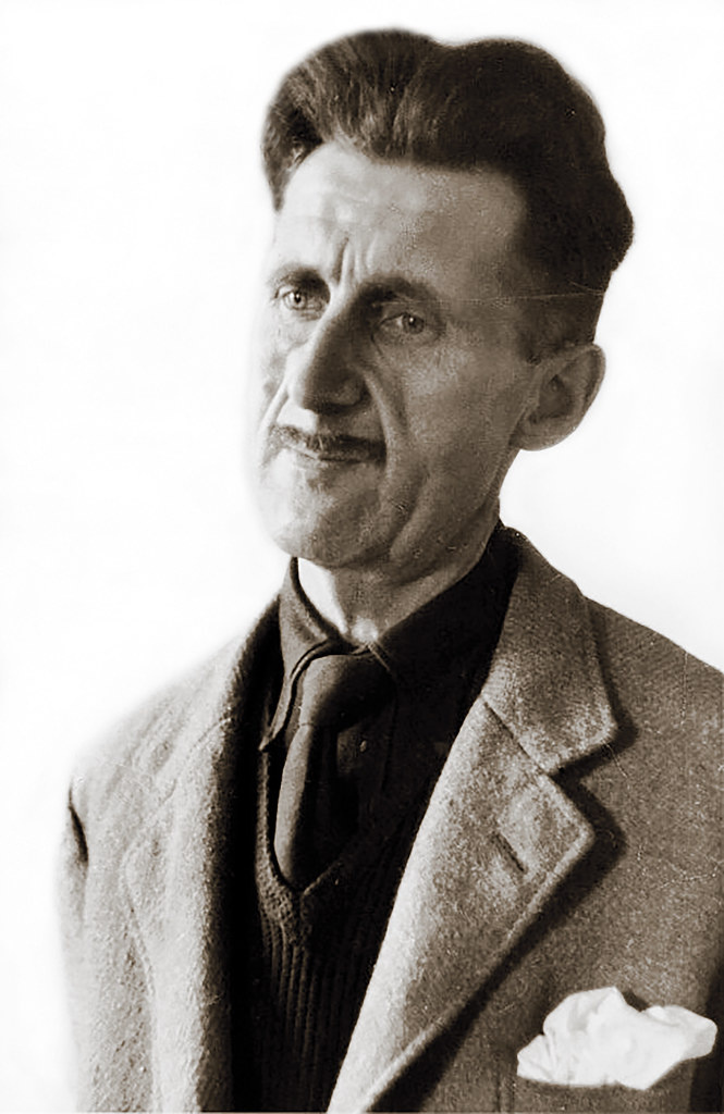 Джордж Оруэлл, автор романа-антиутопии "1984"