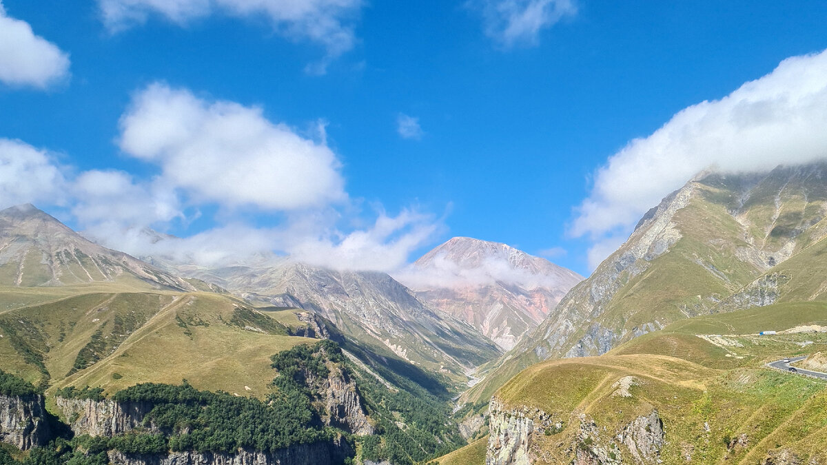 Грузия. Военно-грузинская дорога. (Фото автора)