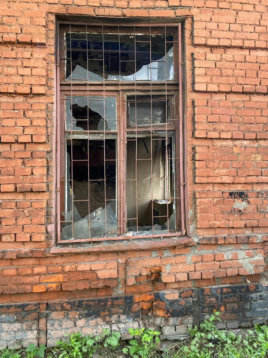 Фото автора канала. Заброшенная школа на Таганской улице.