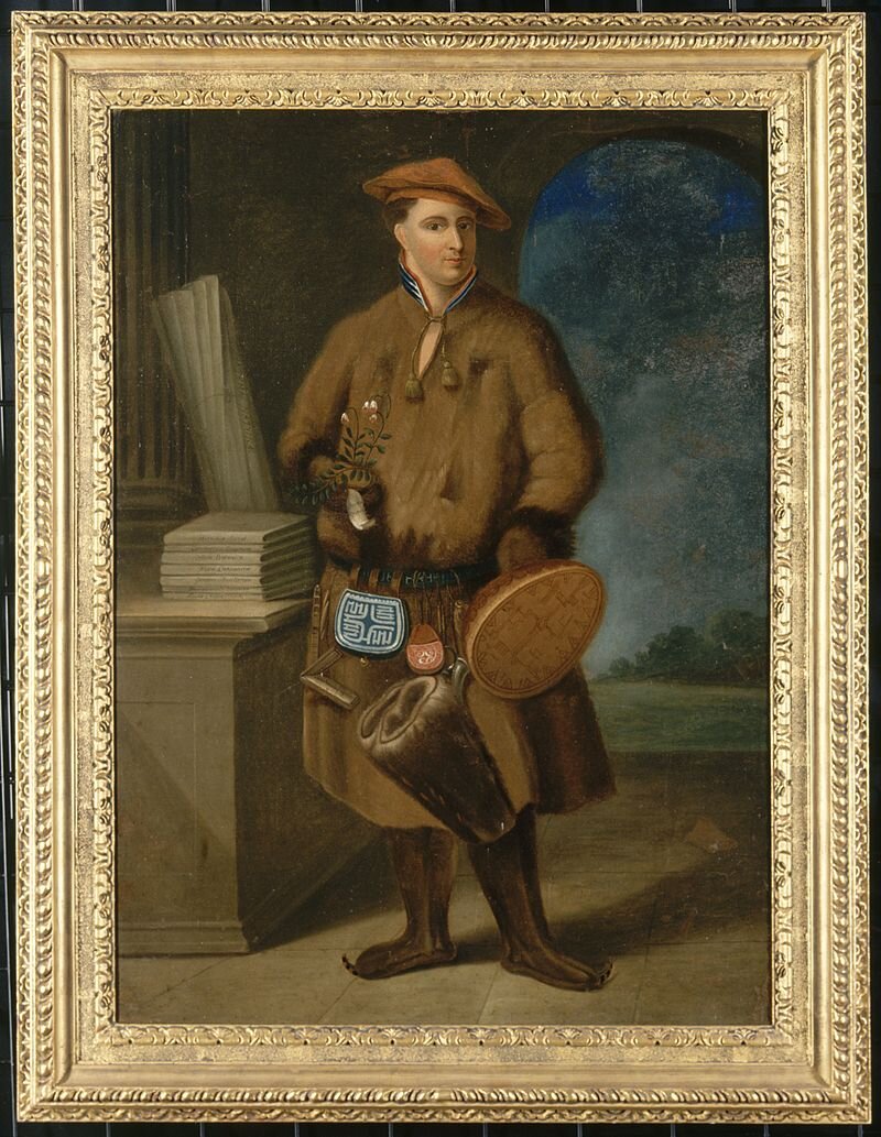 Карл Линней в «лапландском» (традиционном саамском) костюме (1737). Картина голландского художника Мартина Хоффмана. В левой руке Линней держит шаманский бубен, привезённый из своей Лапландской экспедиции, в правой — цветущую линнею северную, своё любимое растение