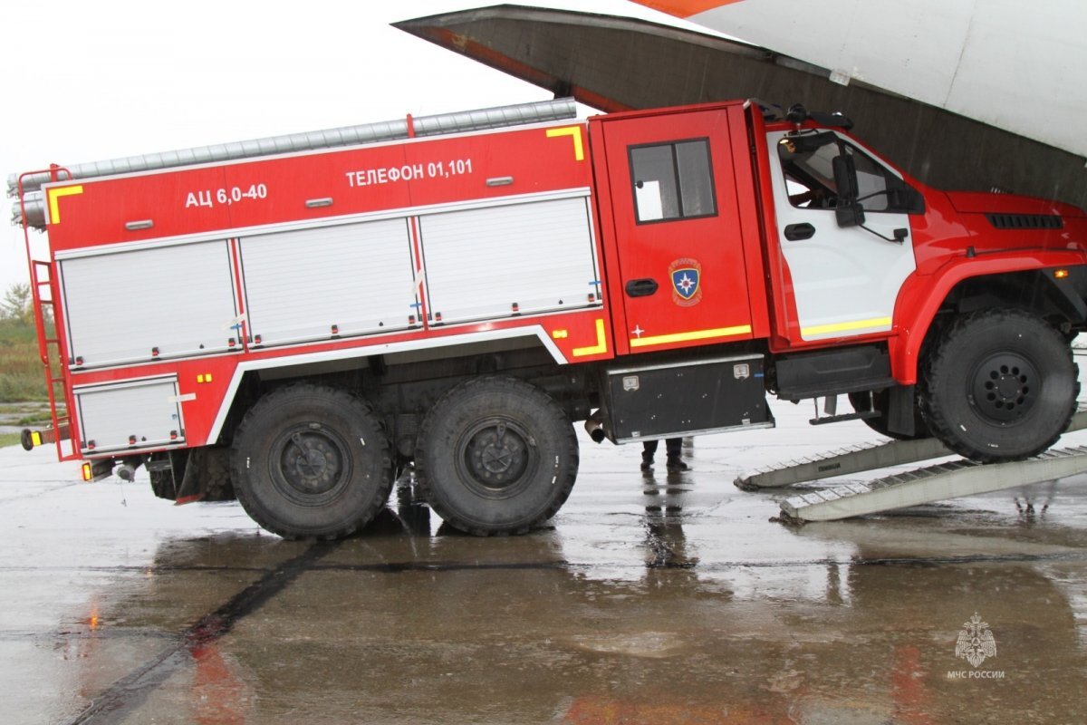    Транспортный самолет Ил-76 привёз на Камчатку технику для краевого МЧС