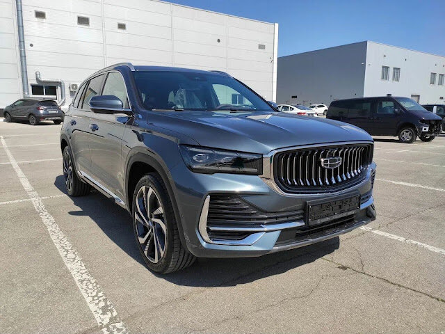 Джили Монжаро 2023 Geely Monjaro в Flagship комплектации 
