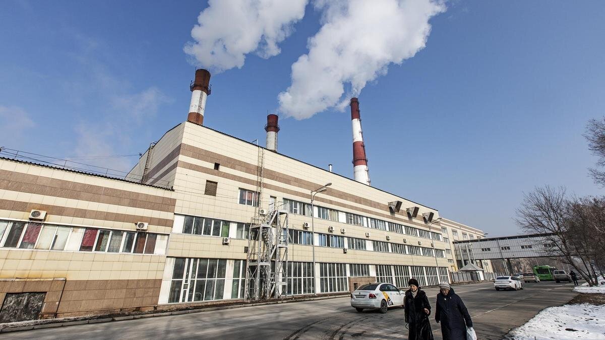    Здание ТЭЦ:NUR.KZ / Петр Карандашов