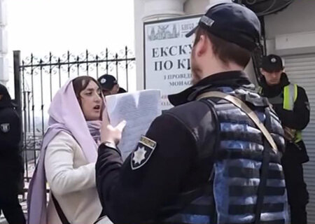    Украинская власть начала силовой захват Киево-Печерской Лавры