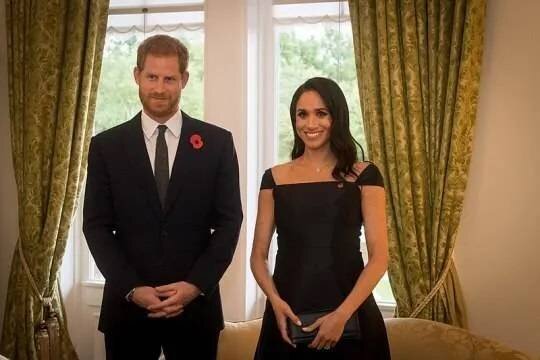    Меган Маркл захотела остановить «изнурительный цирк» со стороны СМИ после публикаций о переписке с Карлом III