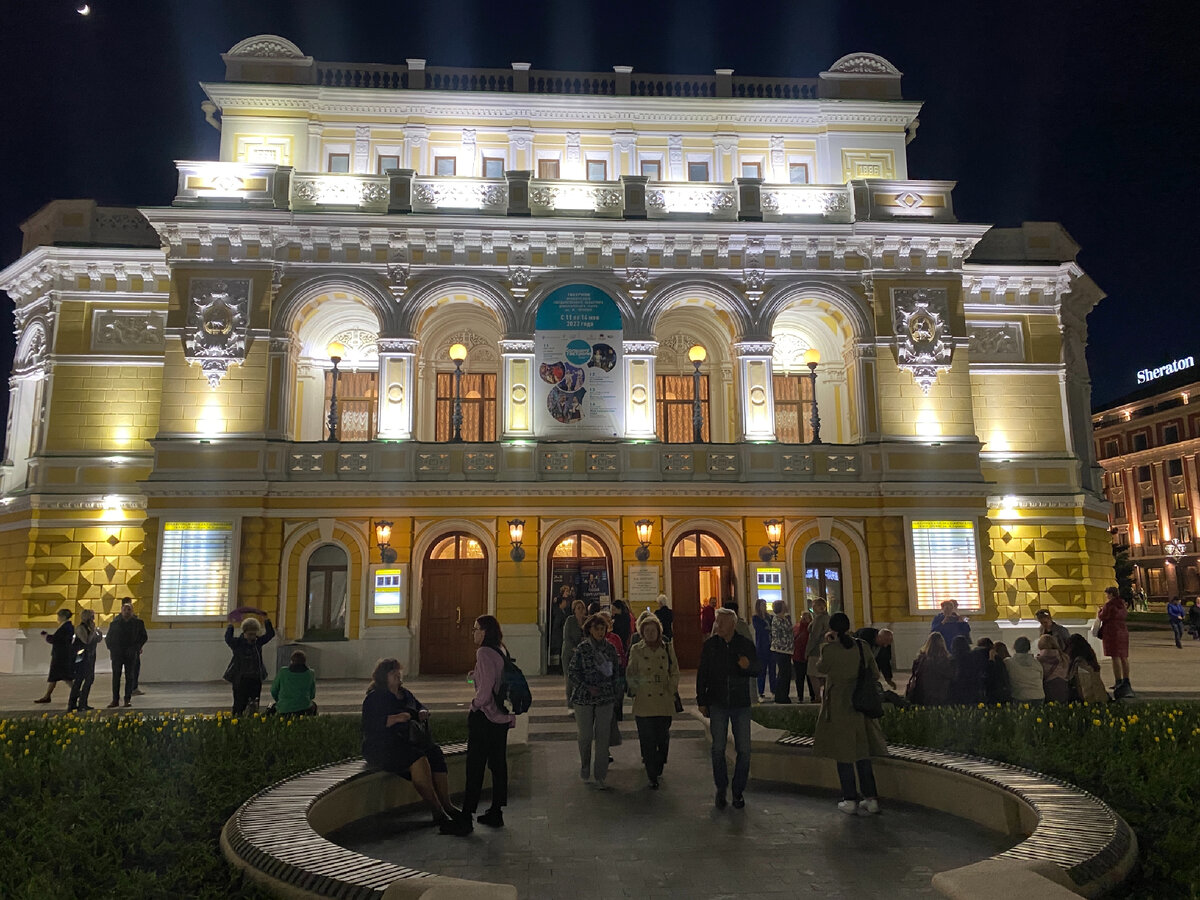 Фото автора. Нижегородский академический театр драмы им. М. Горького 