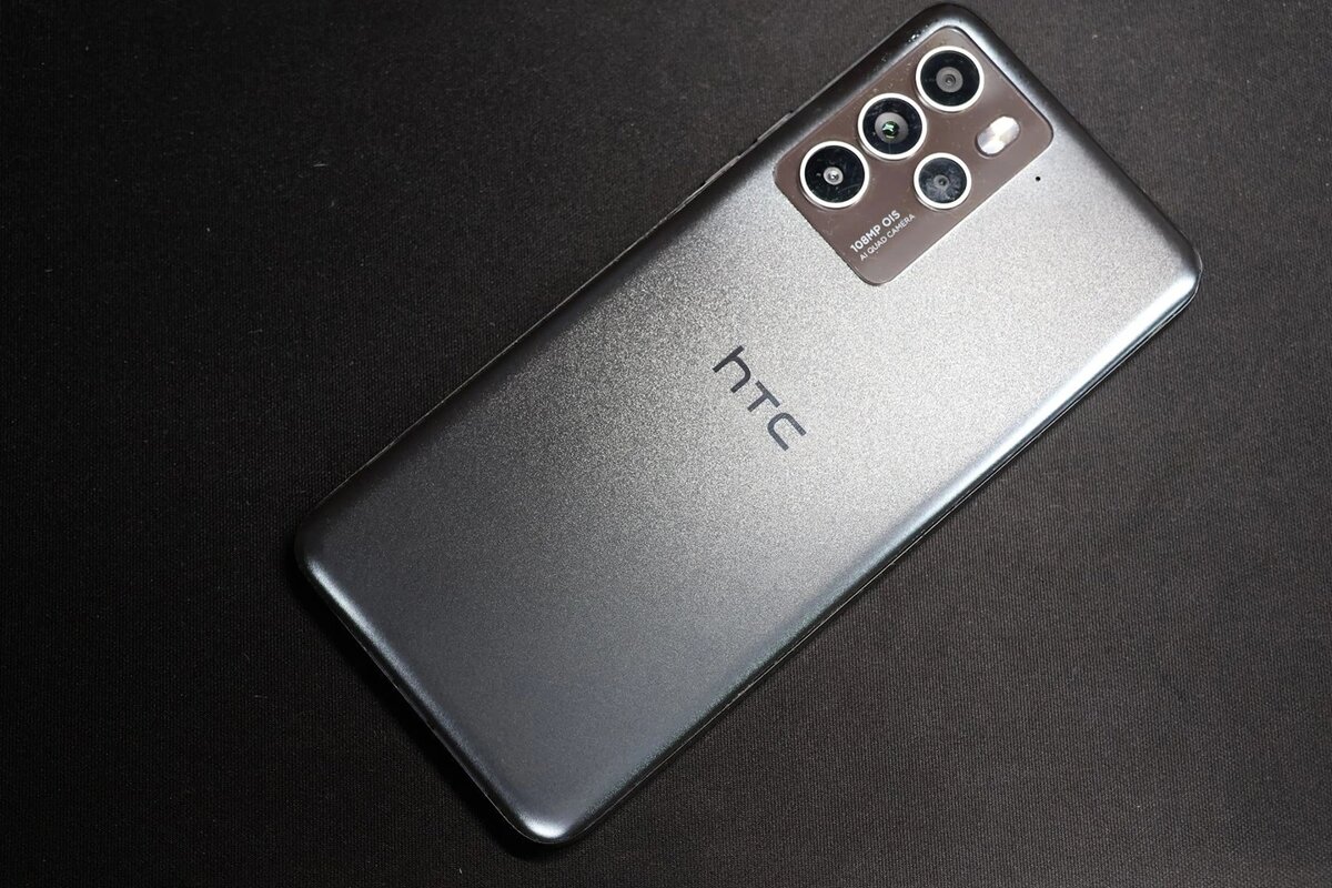    HTC U23 Pro показали на первых реальных снимках