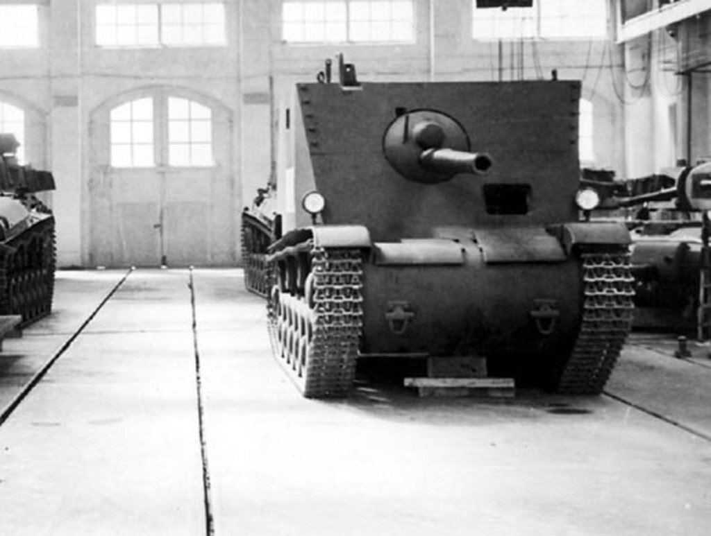 Опытная установка 10,5 cm kan m/44 sav L/21 на шасси Strv m/42.