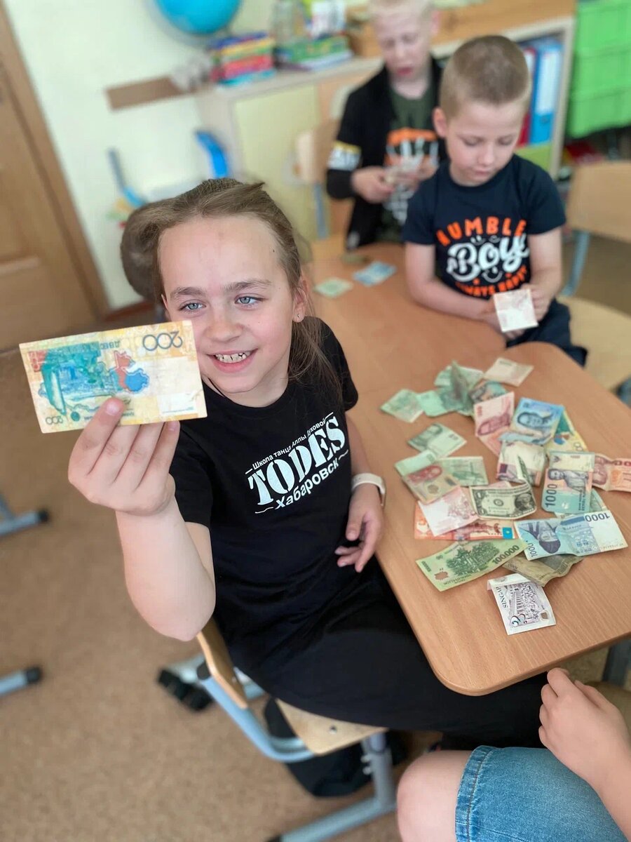 На наших занятиях всегда эмоции зашкаливают))