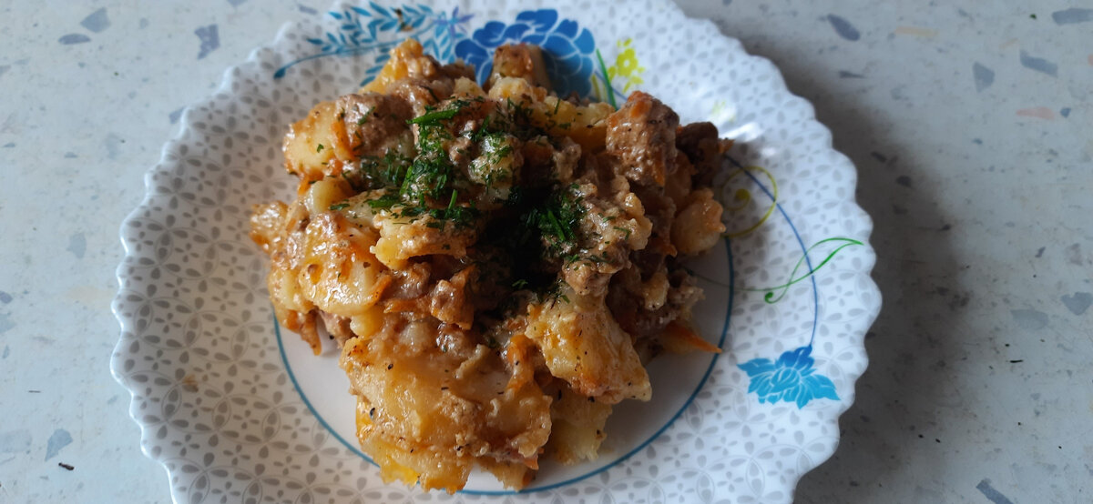 Тушеный картофель с индейкой