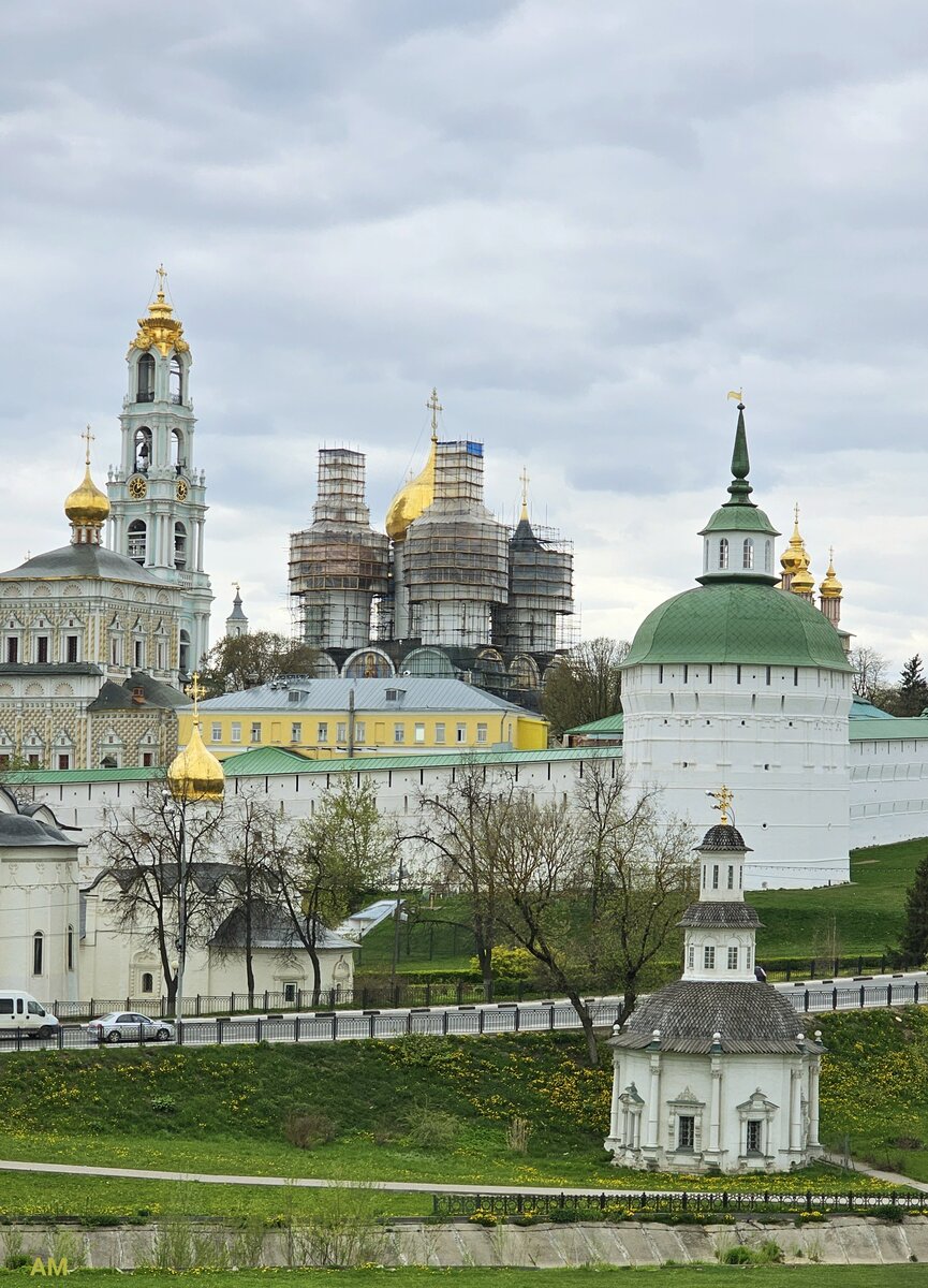 Вид на Лавру со смотровой площадки на Блинной горе.