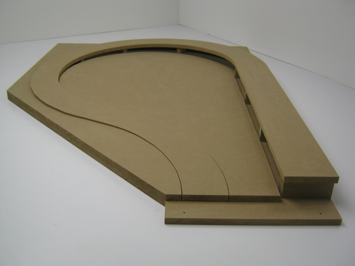 01) Левый фрагмент конструкции ЖД макета.