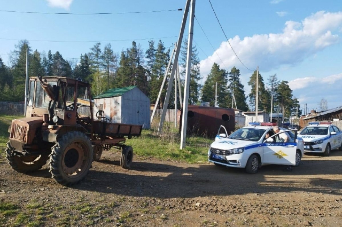    Нетрезвого водителя трактора задержали в Ивделе сотрудники ГИБДД