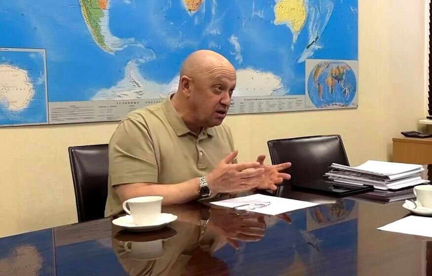    Пригожин призвал объявить новую мобилизацию и перевести всех россиян на производство боеприпасов