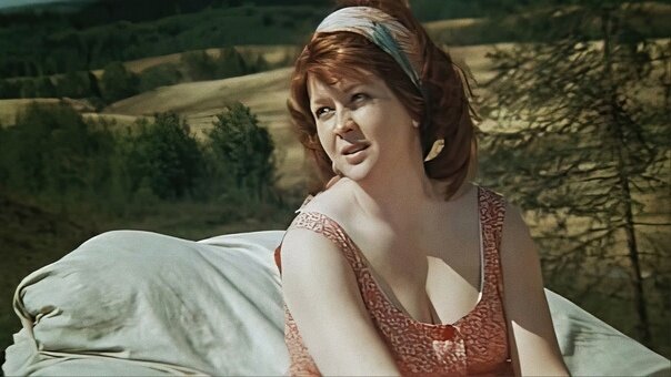 Узнали фильм?. А актрису, которую любили миллионы советских зрителей? Фото Яндекс.Картинки. 