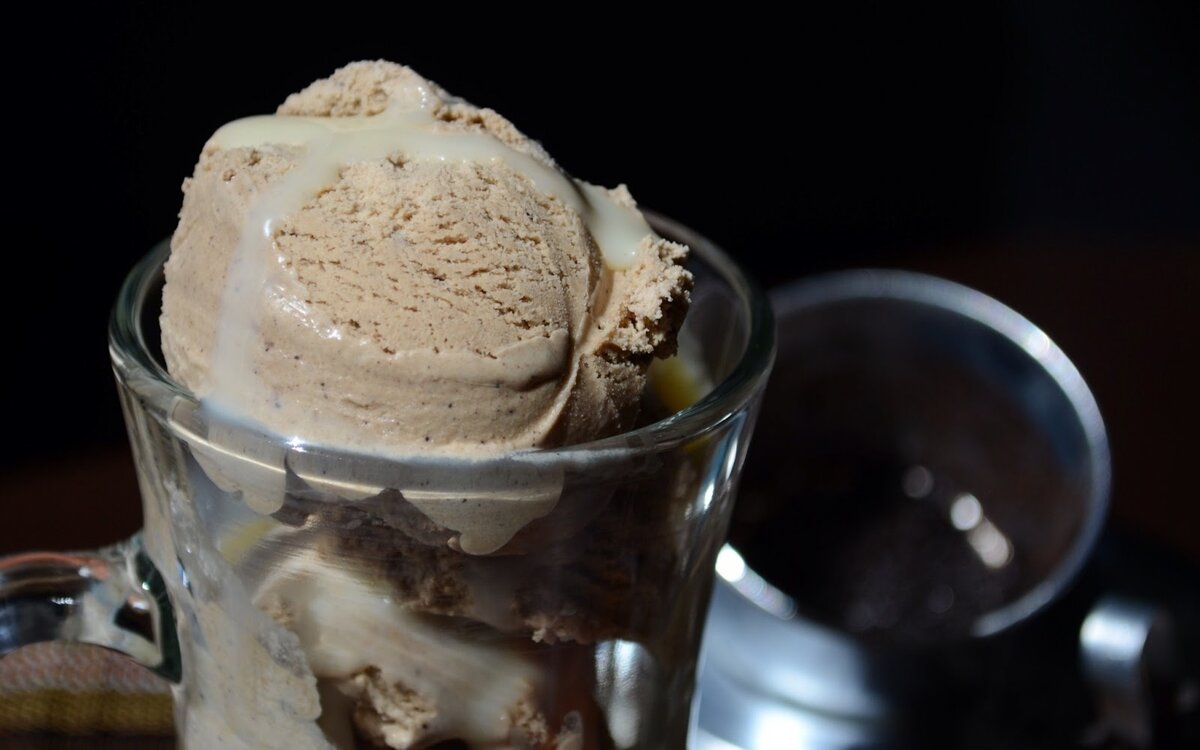 Айс капучино. Шоколадный мусс из какао. Крем сливочный кофейный. Десерт из кофе. Кофе десерт 5.