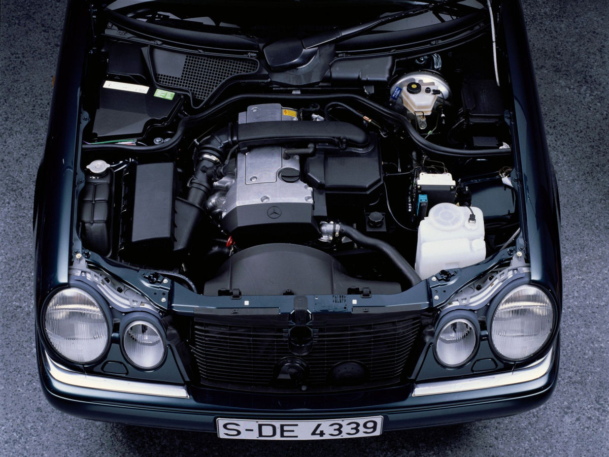 Мерседес 210 3.2. Mercedes Benz e230 w210. Мерседес е210 2.3 мотор. Мотор 3.2 Мерседес 210. Mercedes Benz w210 мотор