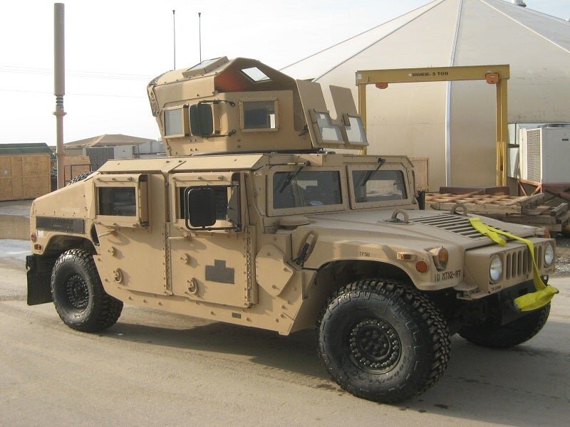 Hummer Military звезда 135