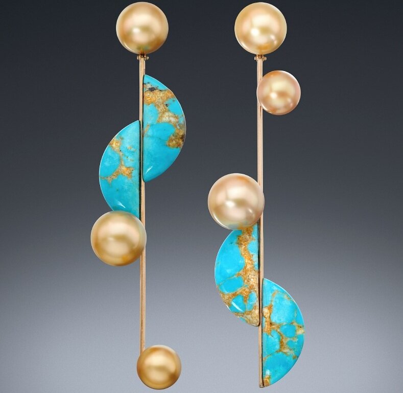 Серьги из золота с бирюзой и золотистым жемчугом Южных морей.
