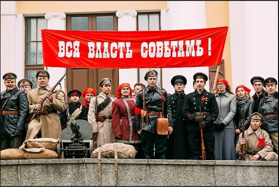 Реконструкция давних событий, когда одни просто забрали власть у других