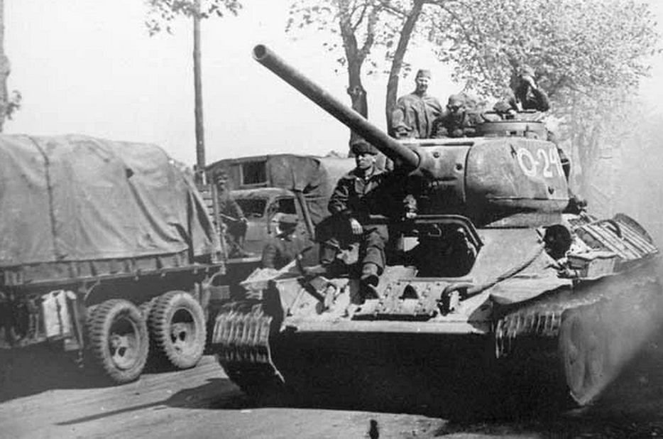      Средний танк Т-34-85 на территории Германии, 1945 год. Фото из открытых источников