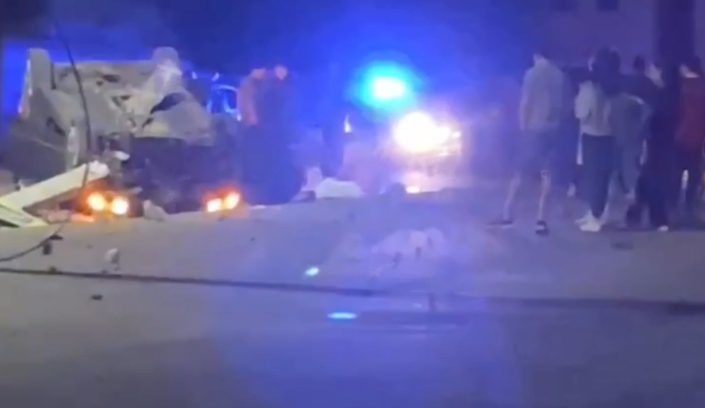    В Брянске на ж/д переезде по улице Ульянова перевернулась машина после страшного ДТП avchernov