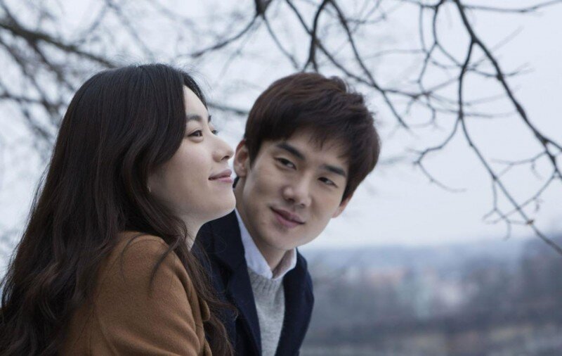 Кадр из дорамы «Красота внутри», реж. Сон Хён-ук, 2018