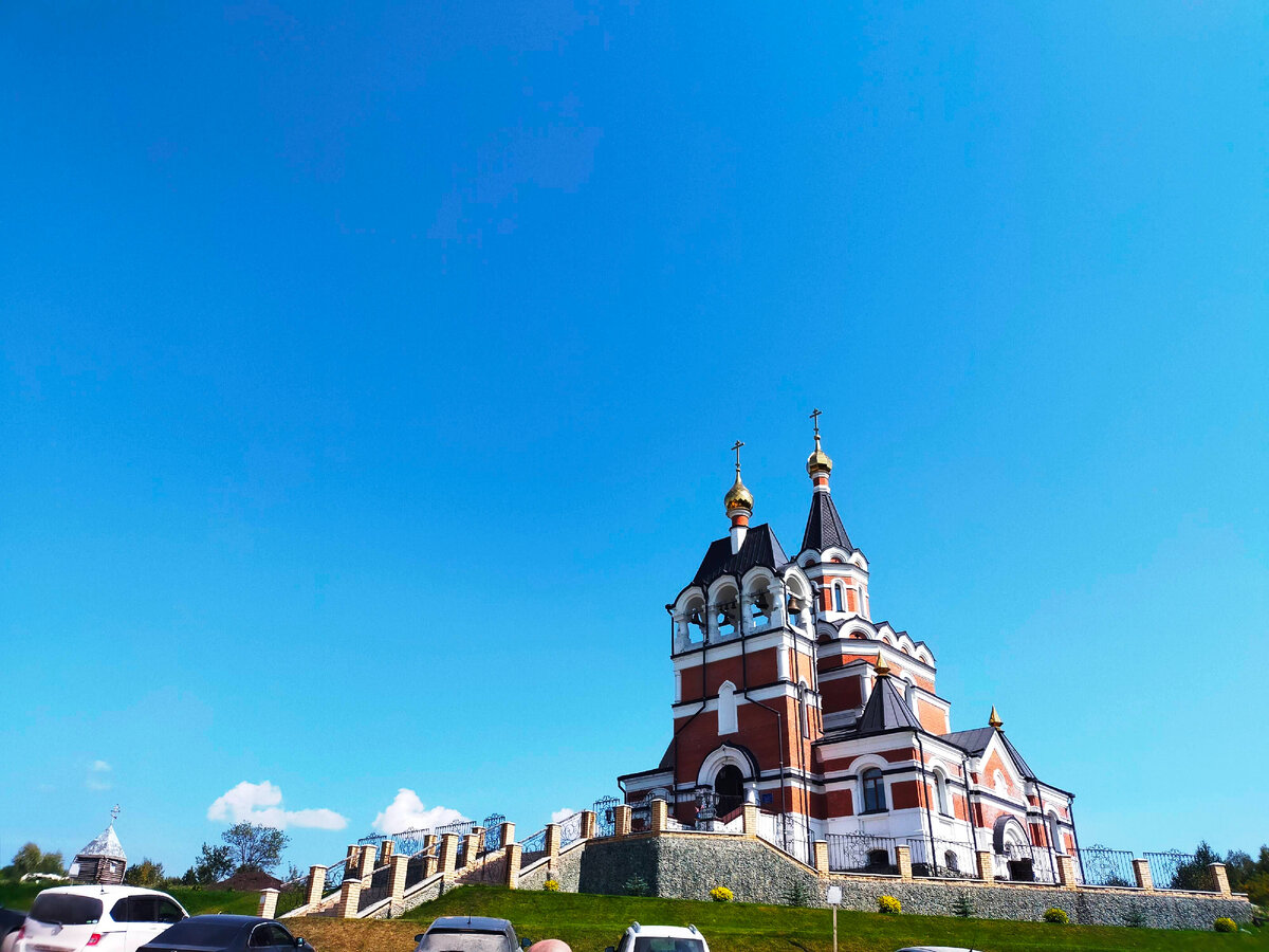 Храм у Святого источника