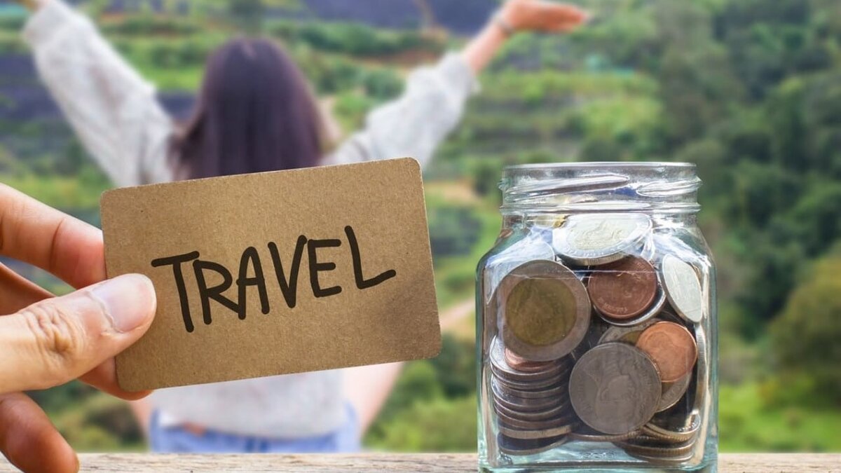     75% россиян считают стоимость отдыха в России завышенной. Таковы данные опросов населения, проведенных Банком «Открытие» и СК «Росгосстрах». Но от лишних расходов есть «лекарство».