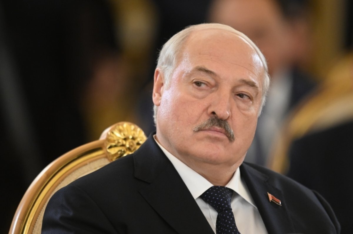    Лукашенко предрек Зеленскому судьбу Горбачева
