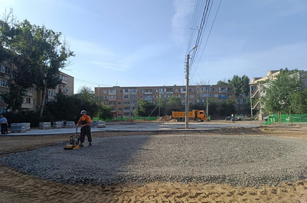    В астраханском сквере появится светящаяся плитка