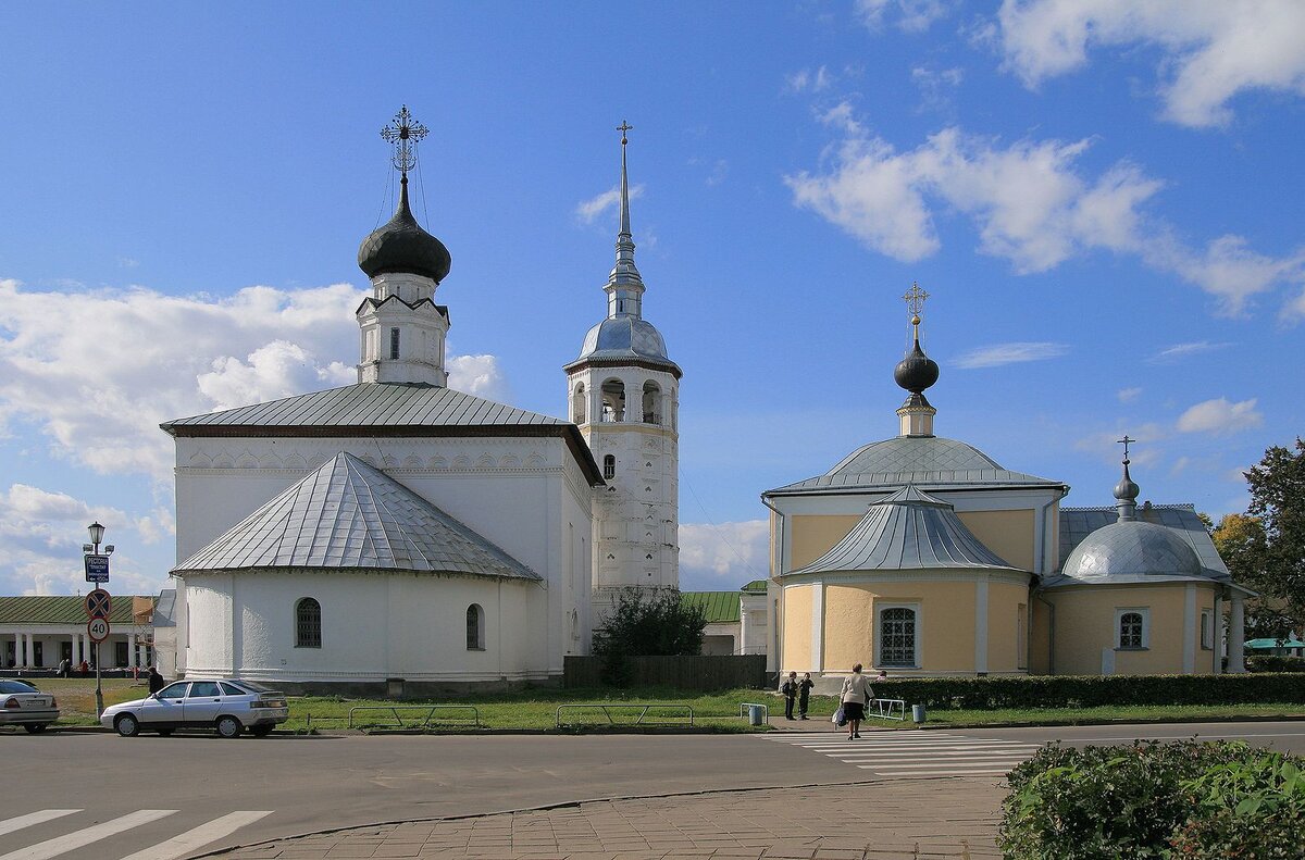 Бесчисленные храмы Суздаля.