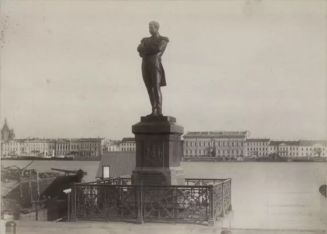 Фото 1870-х. Окрашенное фото следующее - листайте вправо