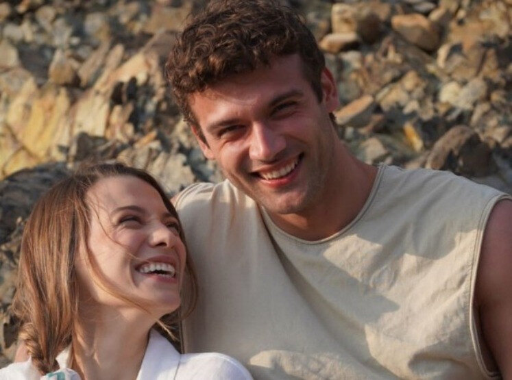       Кадр из сериала «Тропики»