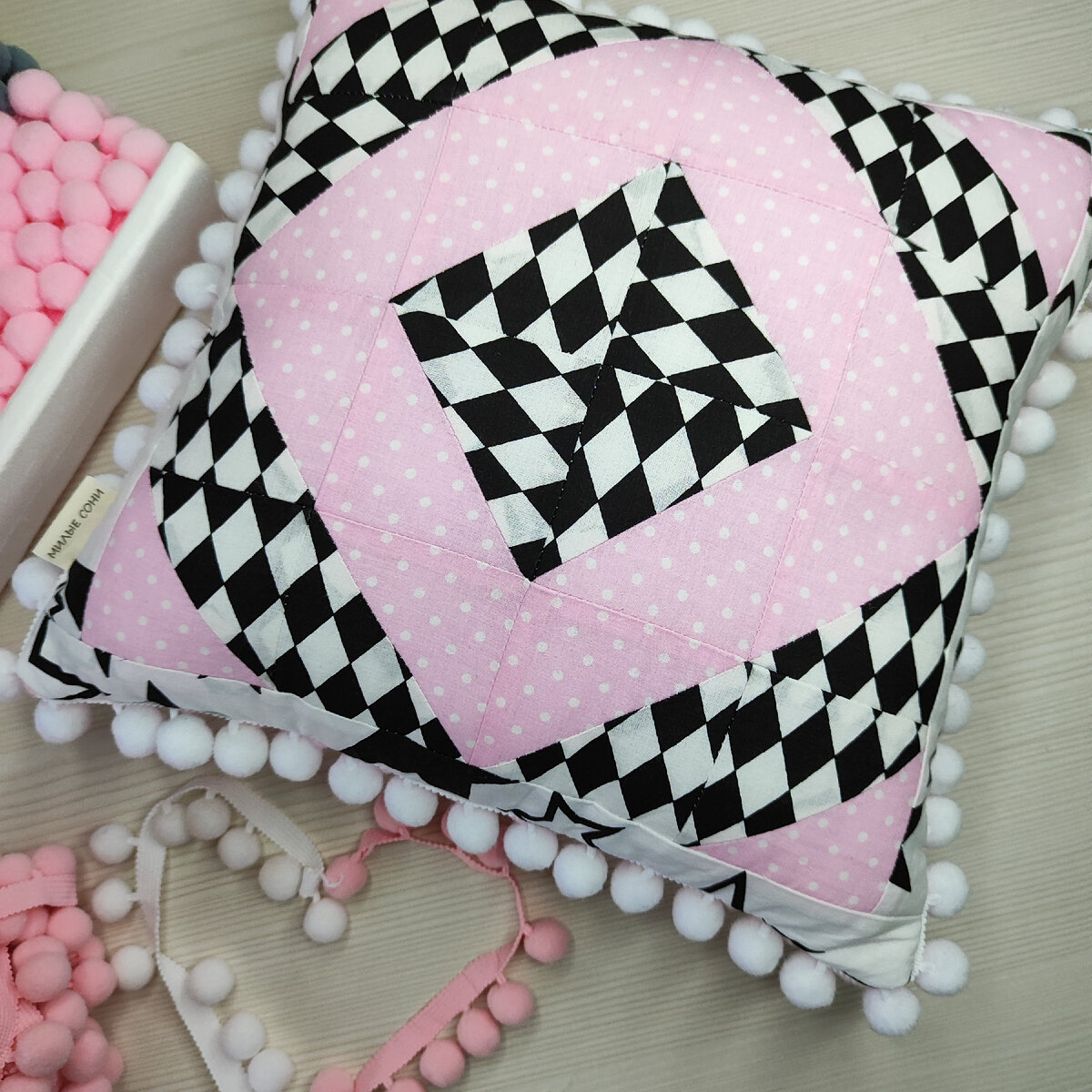 Лоскутная подушка