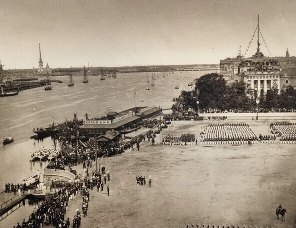 Купальня у Адмиралтейства, 1872 г. Фото: peterburg.center.