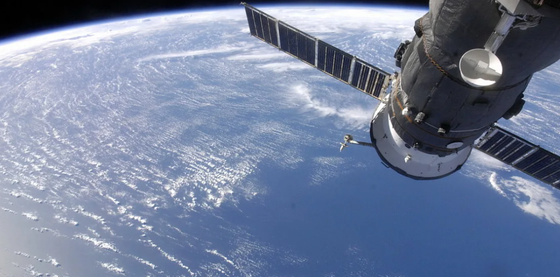 Военный спутник © Символическое изображение