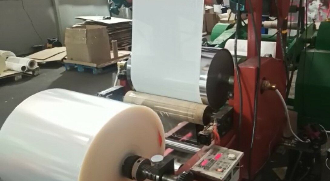 Клеенаносящее оборудование