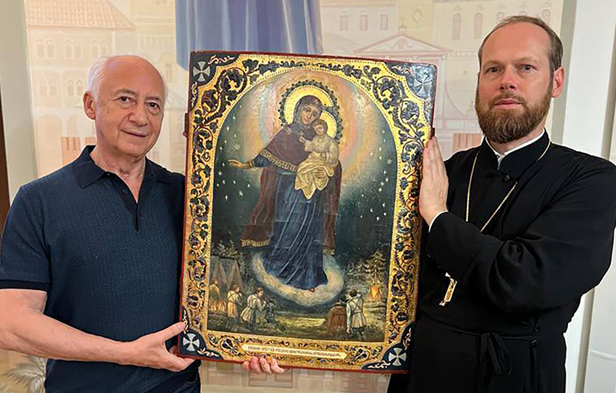   Владимир Спиваков (слева)  Сергей Волосенко/Приход Всех Святых