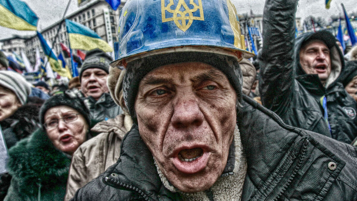Русские живущие в украине. Кастрюли на Майдане. Украинцы в кастрюлях.