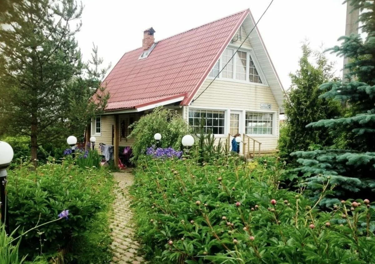 Петербург дача. Дача Санкт-Петербург. Ландшафтный дизайн дачного участка. Дача в Питере. Садоводства под СПБ.