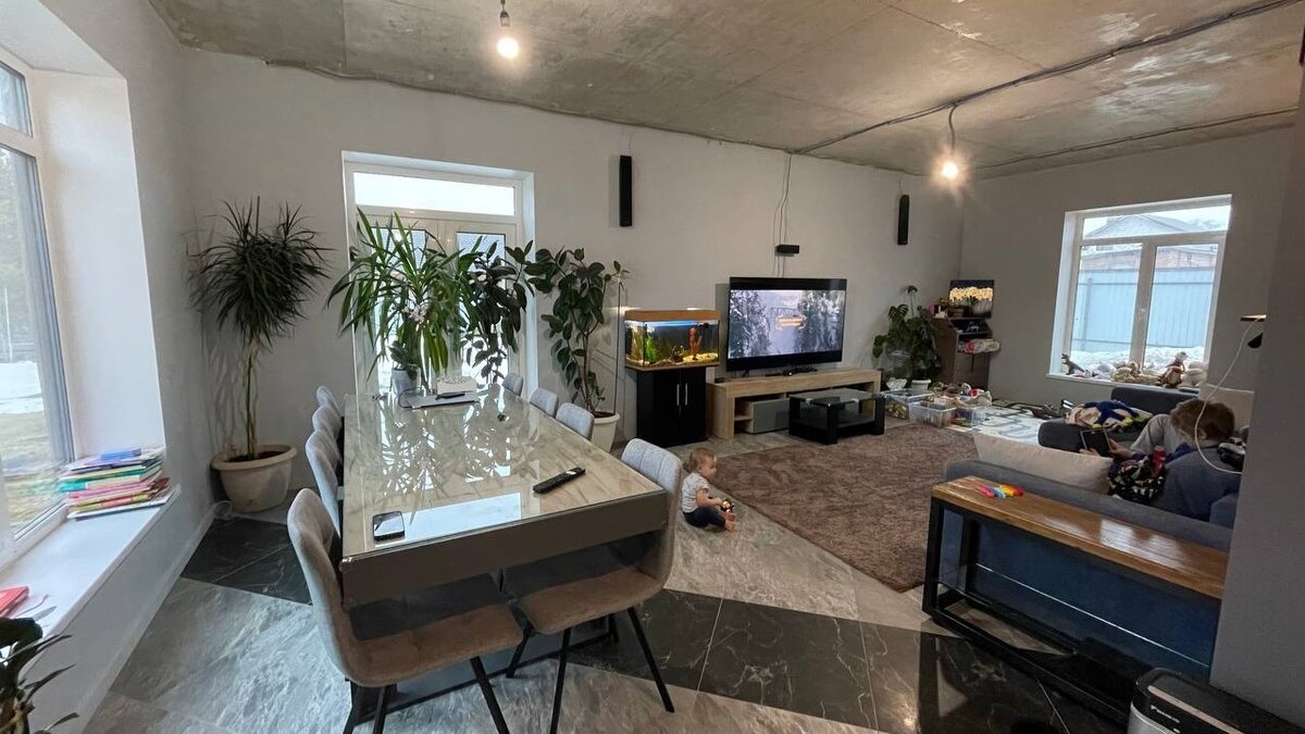 Кухня-гостиная дома по проекту 24-255