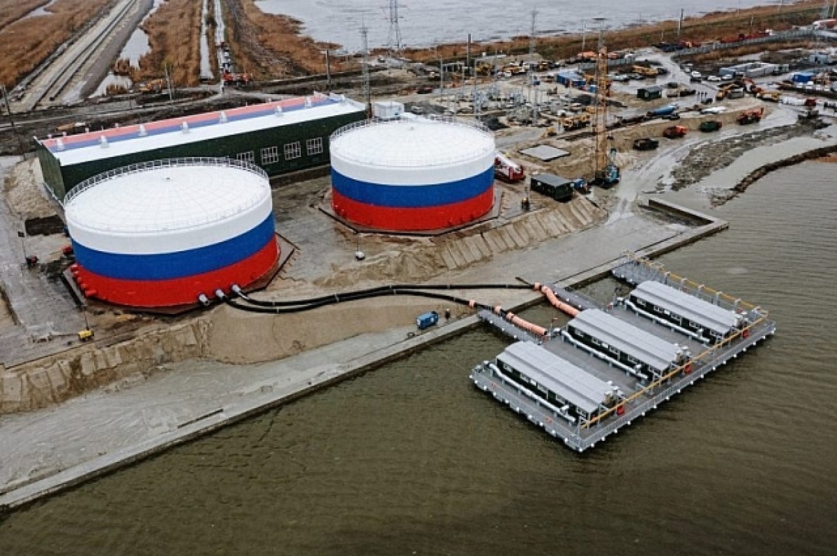    Первая большая вода пошла по новому водоводу из реки Дон в Северский Донец