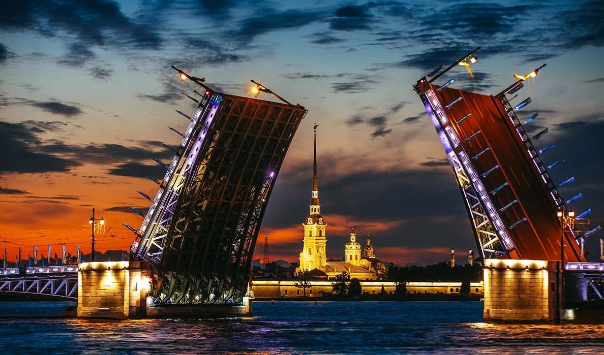 Дворцовый мост Санкт Петербург
