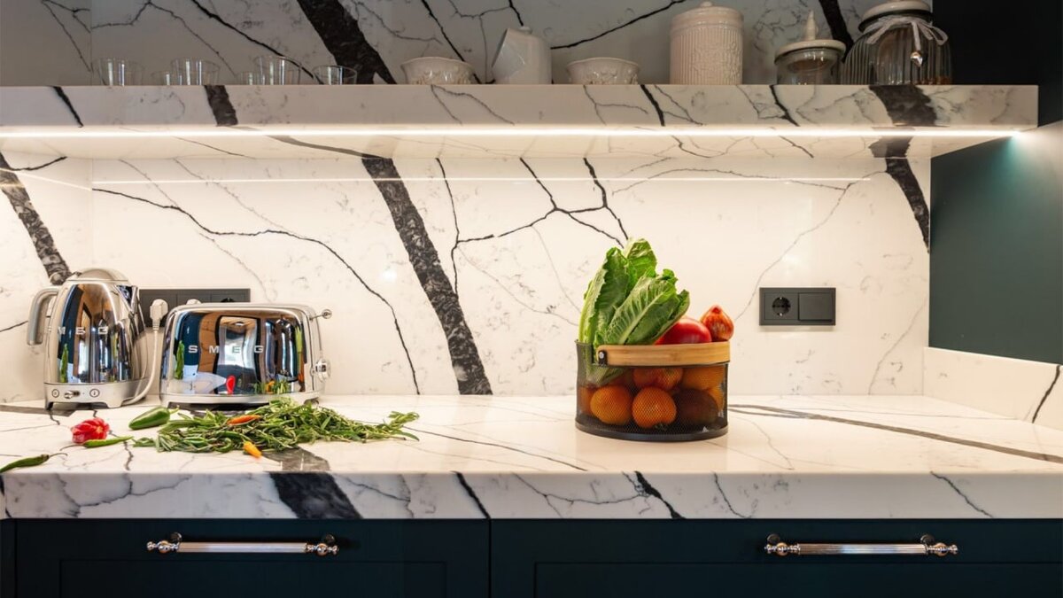 Фото: ТопРеал Камень: AVANT Quartz